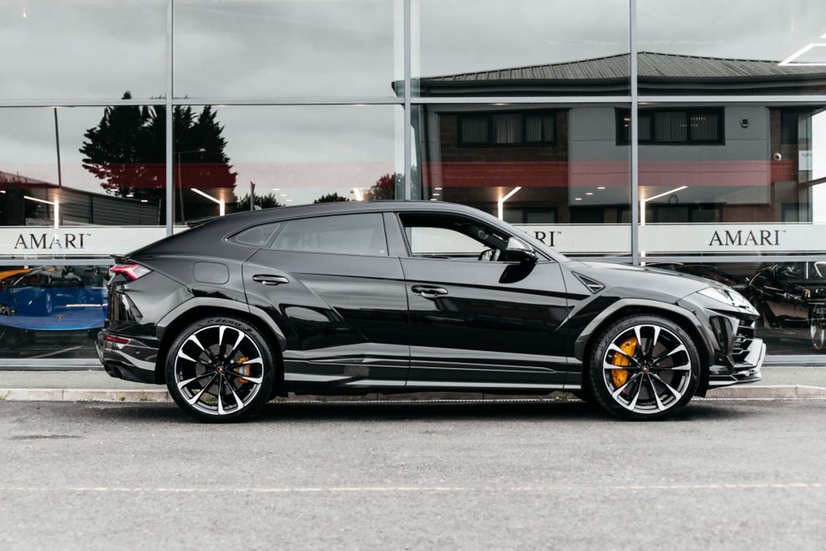 LAMBORGHINI URUS V8 ESTATE 4.0 V8 5DR AUTOMATIC