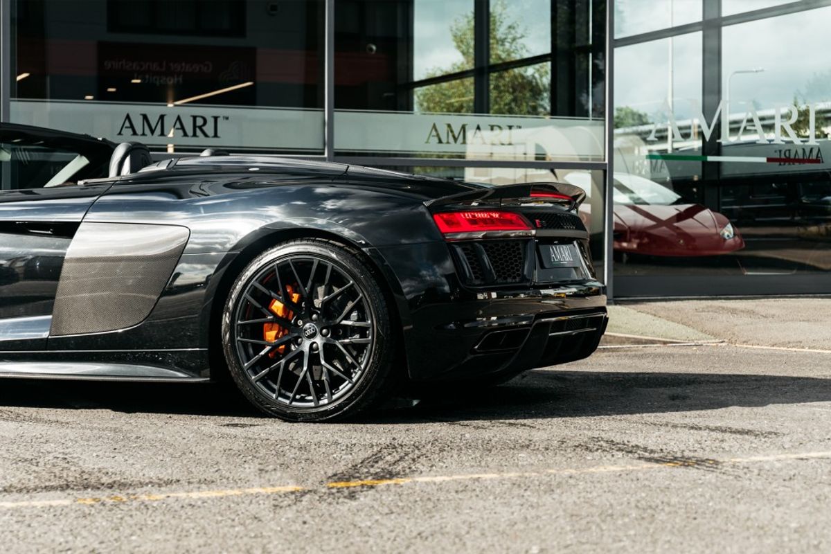 AUDI R8 CONVERTIBLE 5.2 V10 PLUS QUATTRO 2DR SEMI AUTOMATIC