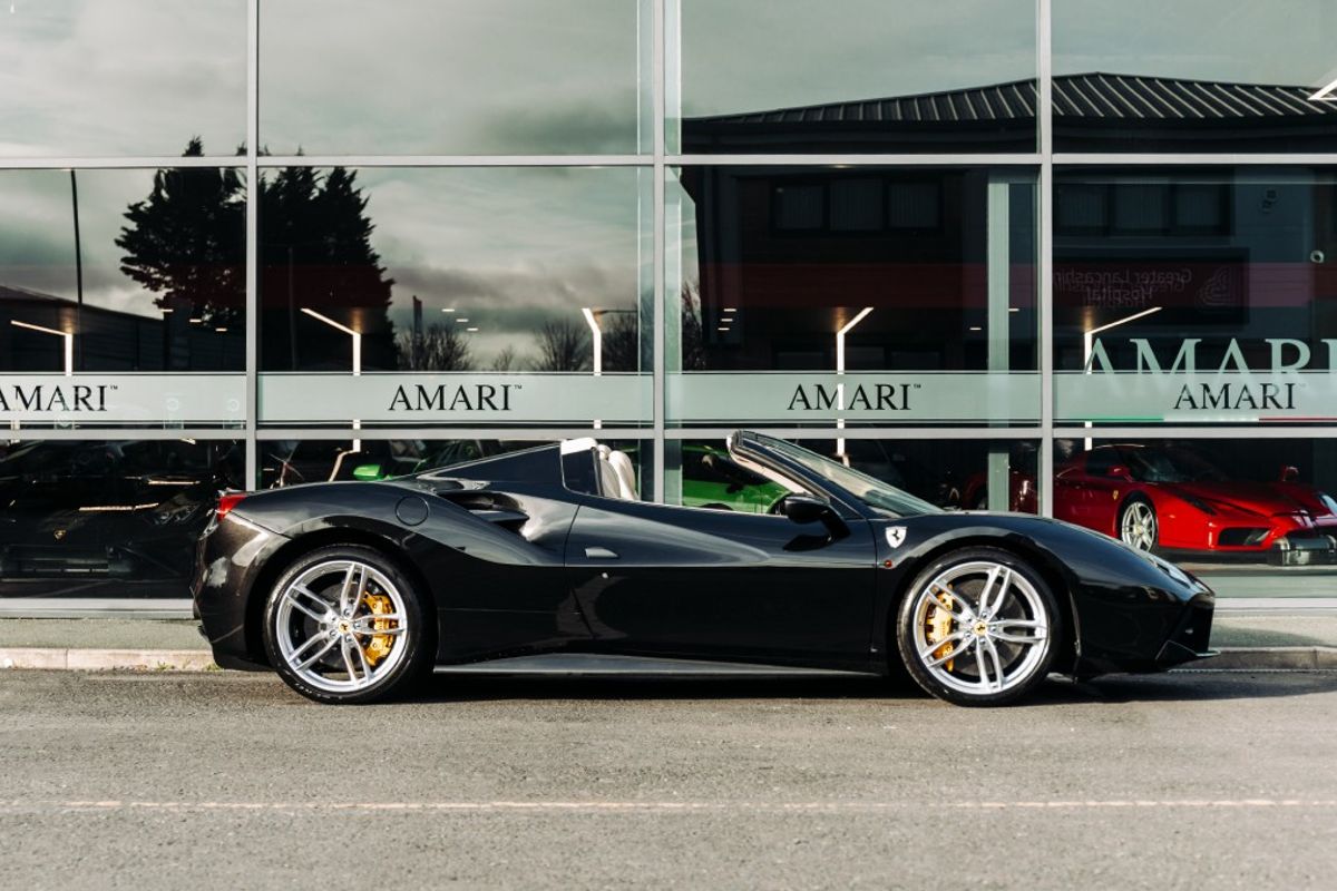 FERRARI 488 SPIDER CONVERTIBLE 3.9 SPIDER 2DR SEMI AUTOMATIC