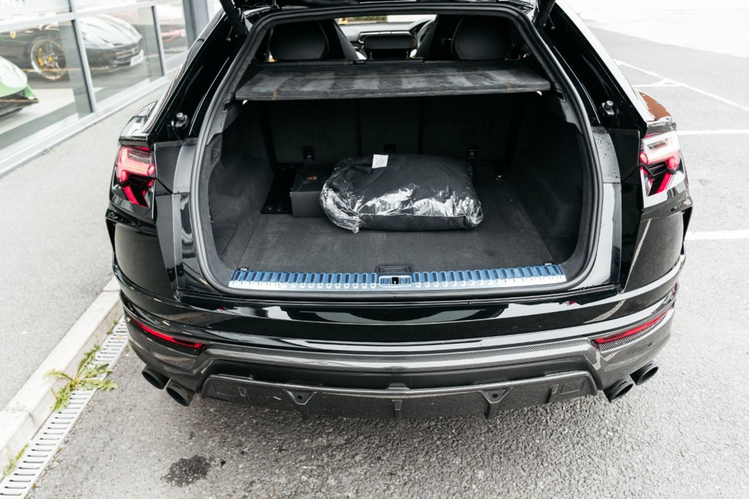LAMBORGHINI URUS V8 ESTATE 4.0 V8 5DR AUTOMATIC