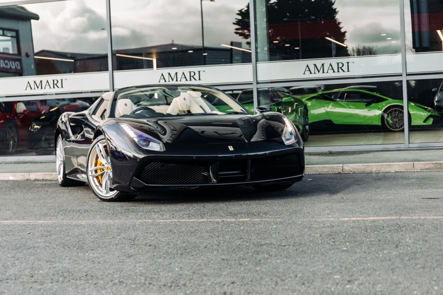 FERRARI 488 SPIDER CONVERTIBLE 3.9 SPIDER 2DR SEMI AUTOMATIC