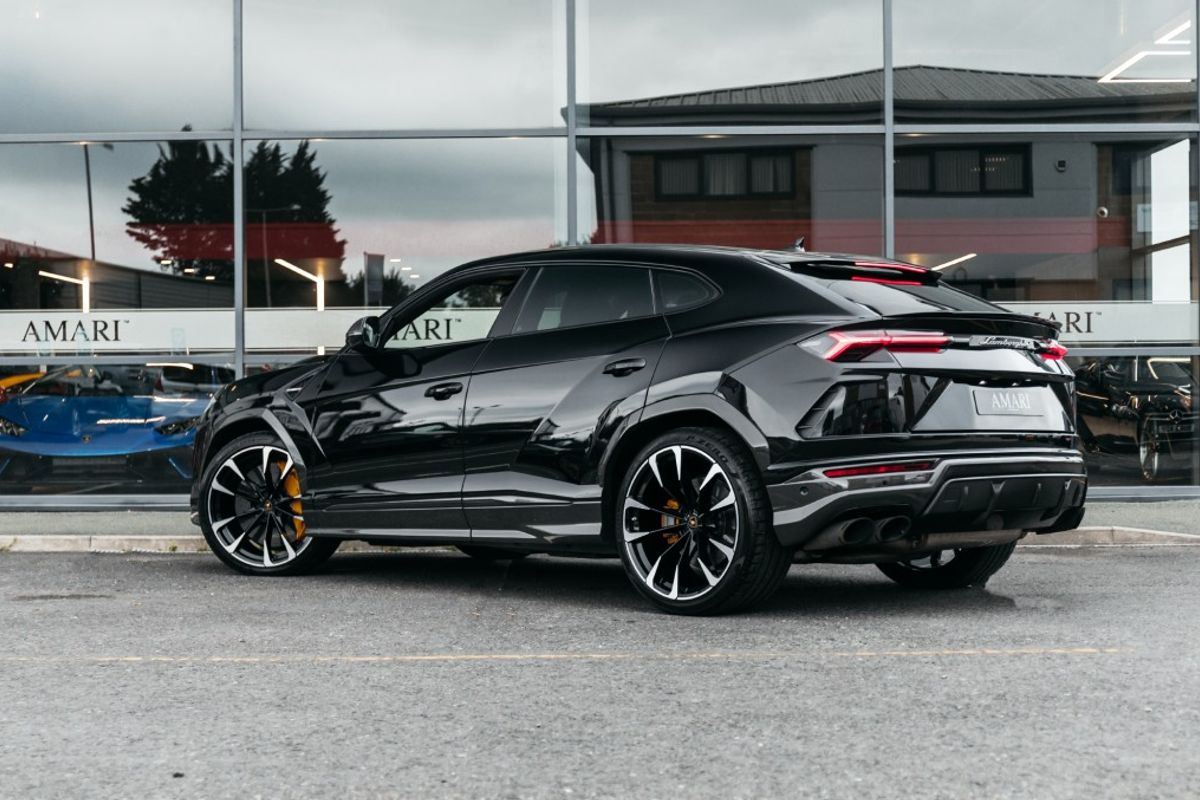 LAMBORGHINI URUS V8 ESTATE 4.0 V8 5DR AUTOMATIC