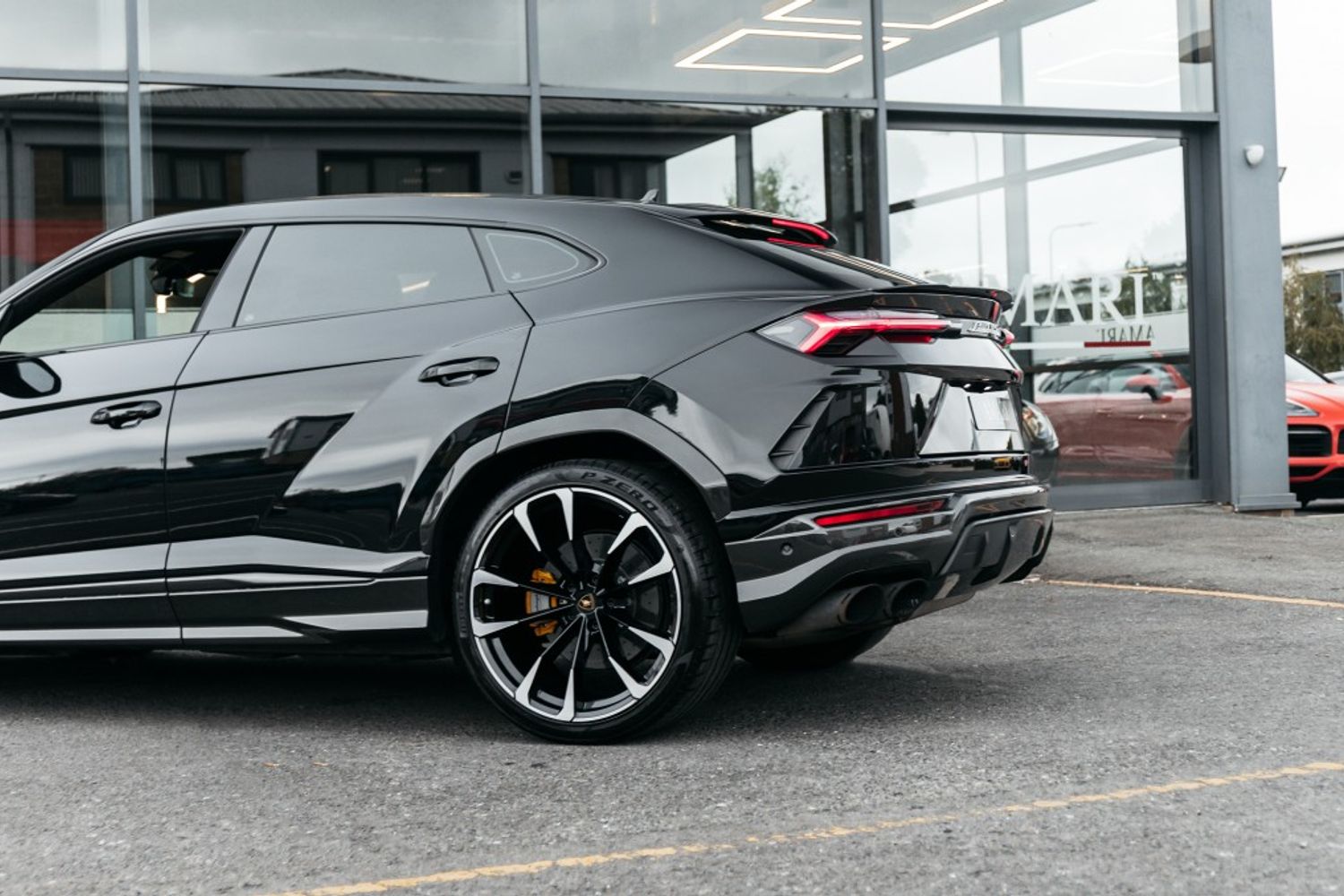 LAMBORGHINI URUS V8 ESTATE 4.0 V8 5DR AUTOMATIC