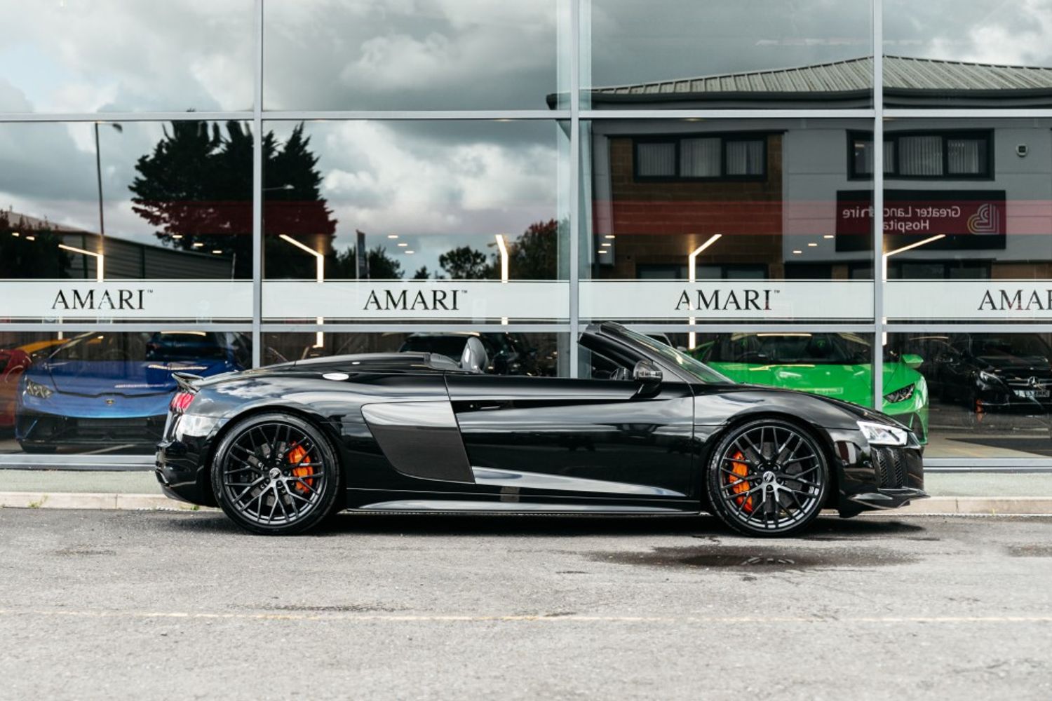 AUDI R8 CONVERTIBLE 5.2 V10 PLUS QUATTRO 2DR SEMI AUTOMATIC
