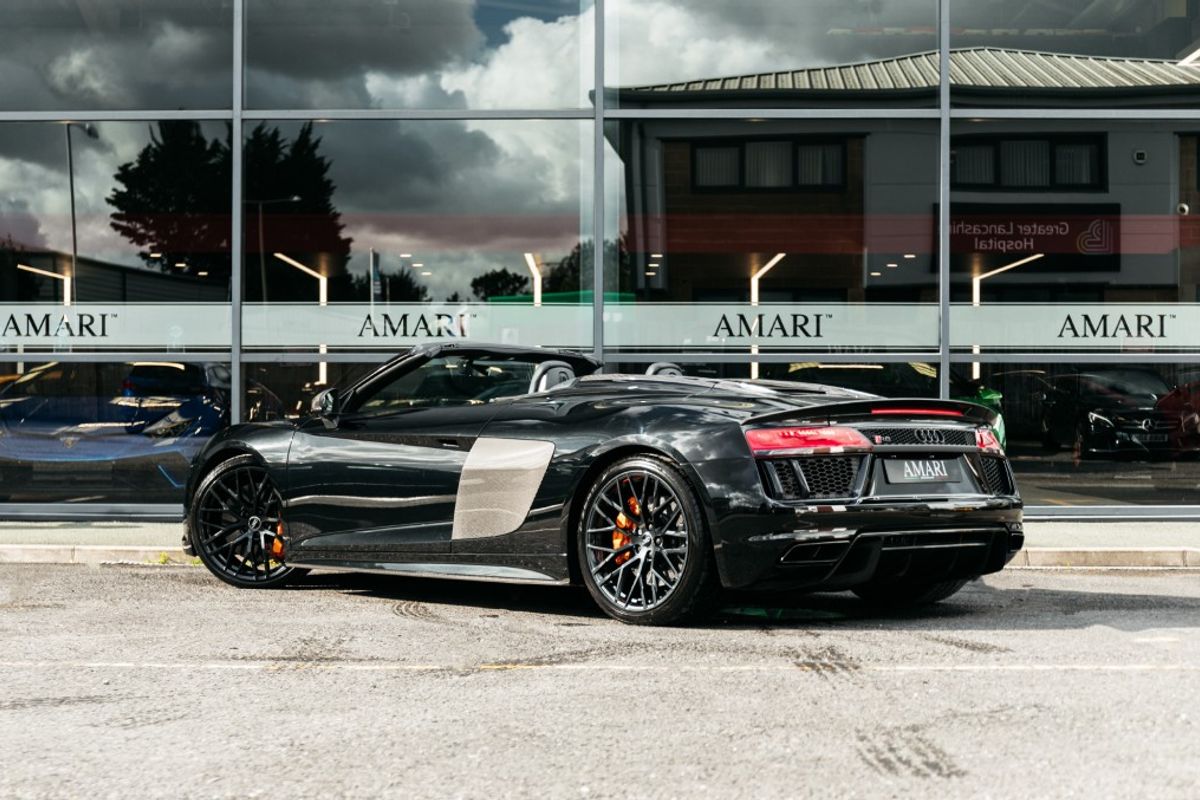 AUDI R8 CONVERTIBLE 5.2 V10 PLUS QUATTRO 2DR SEMI AUTOMATIC