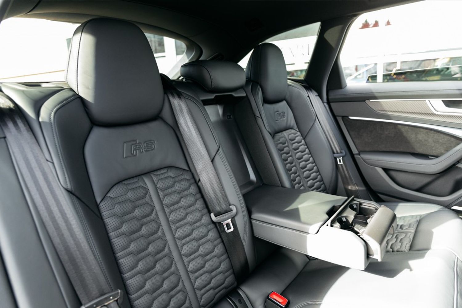 AUDI RS6 ESTATE 4.0 RS 6 AVANT TFSI QUATTRO VORSPRUNG 5DR AUTOMATIC
