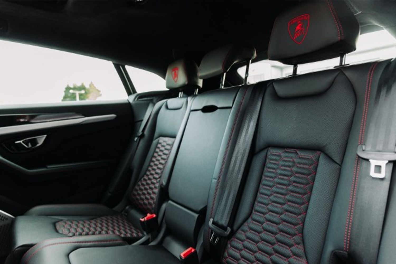 LAMBORGHINI URUS ESTATE 4.0 V8 5DR AUTOMATIC