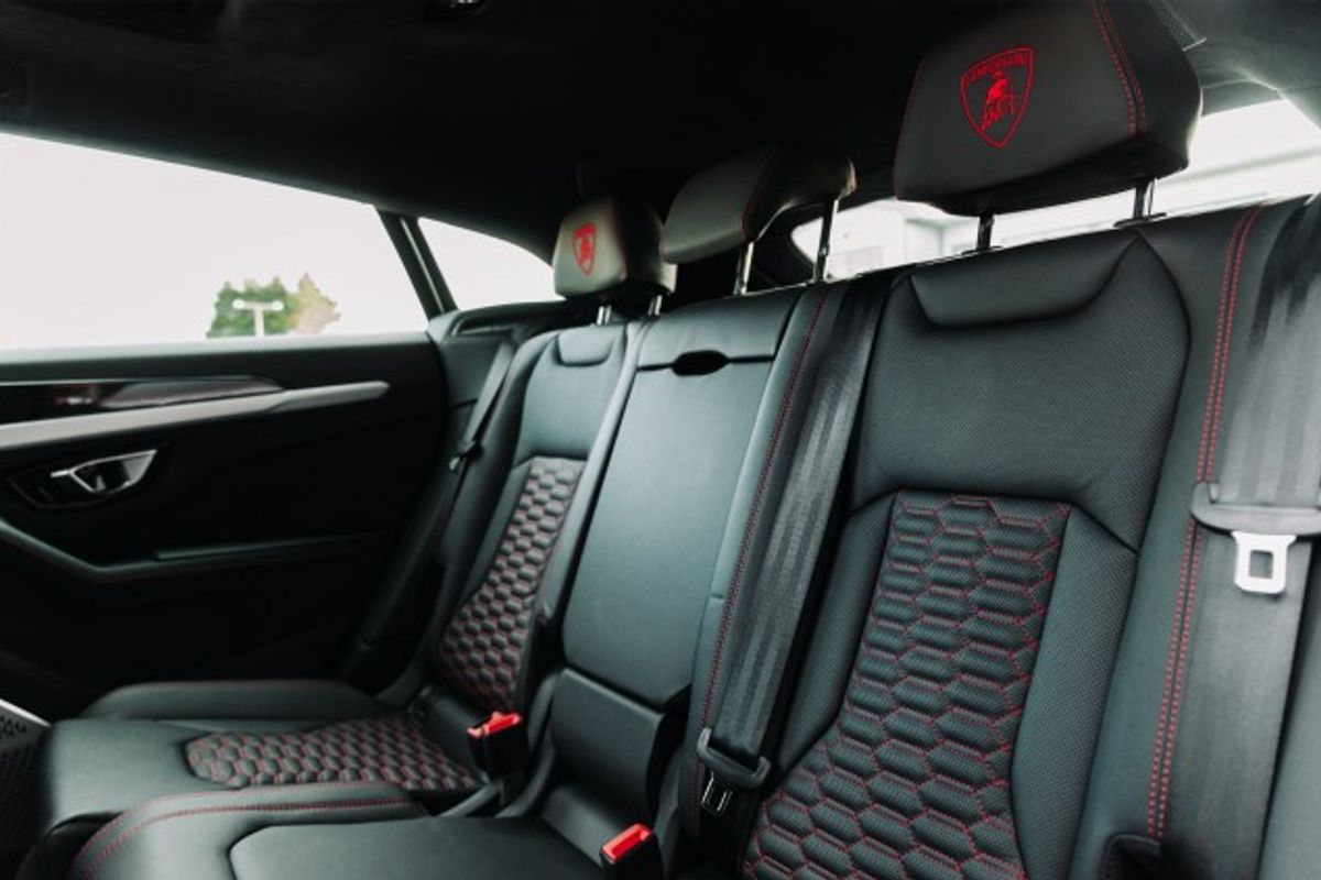 LAMBORGHINI URUS ESTATE 4.0 V8 5DR AUTOMATIC