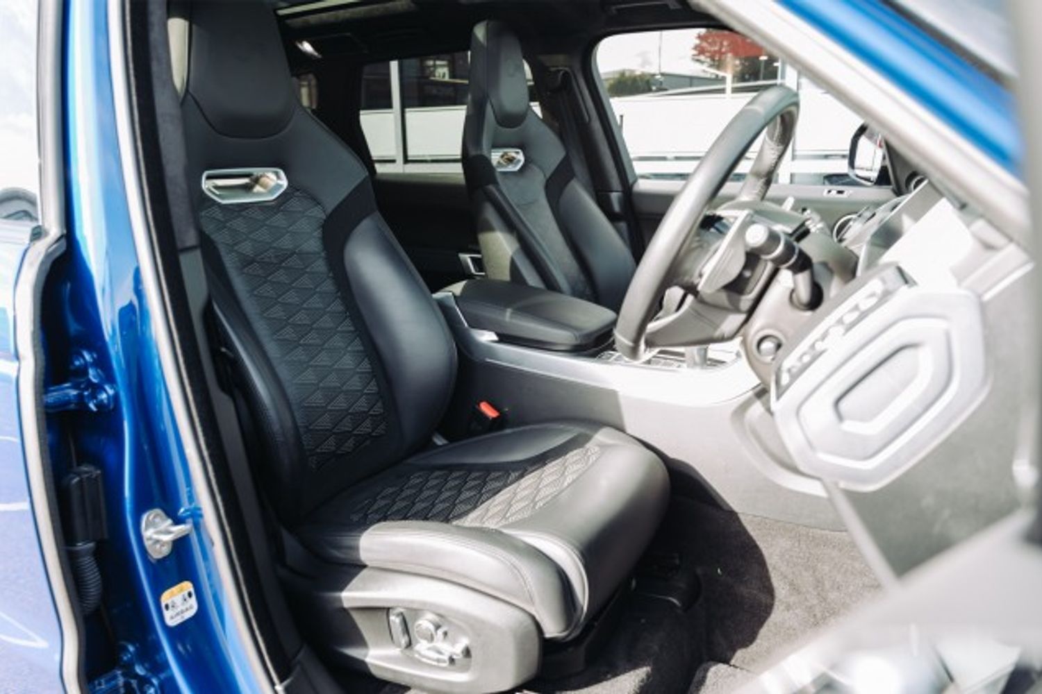 LAND ROVER RANGE ROVER SPORT ESTATE 5.0 SVR 5DR AUTOMATIC