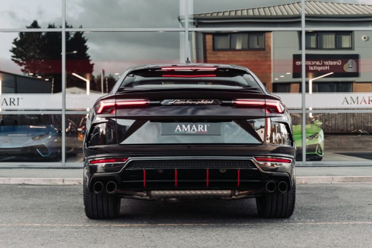 LAMBORGHINI URUS ESTATE 4.0 V8 5DR AUTOMATIC