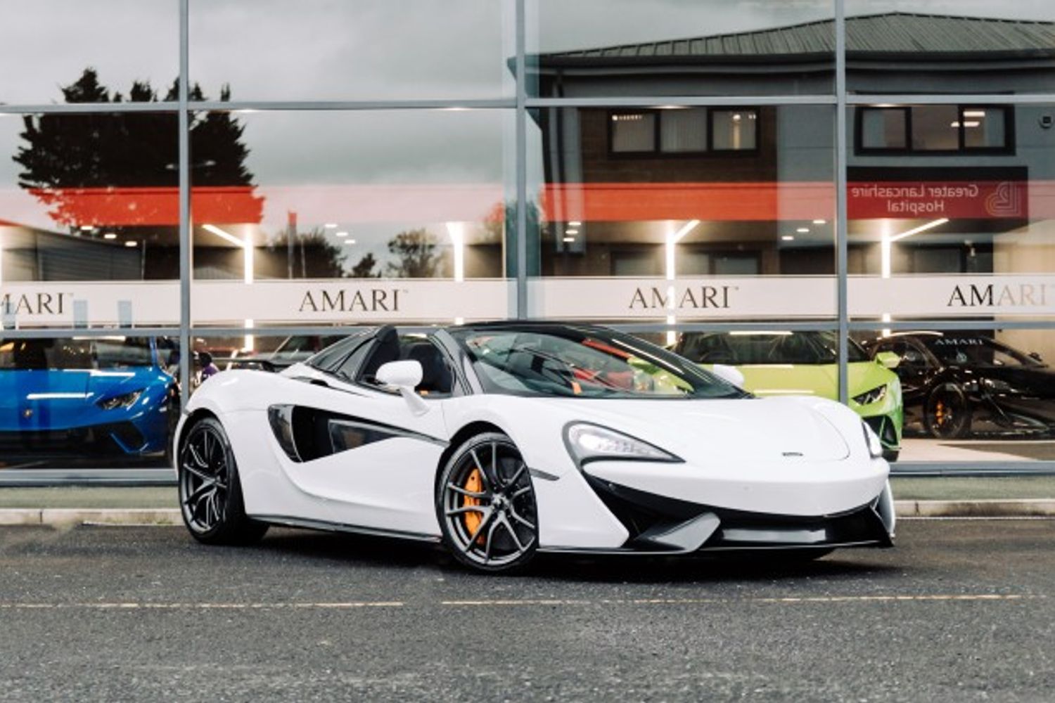 MCLAREN 570S V8 SSG CONVERTIBLE 3.8 V8 SSG 2DR SEMI AUTOMATIC