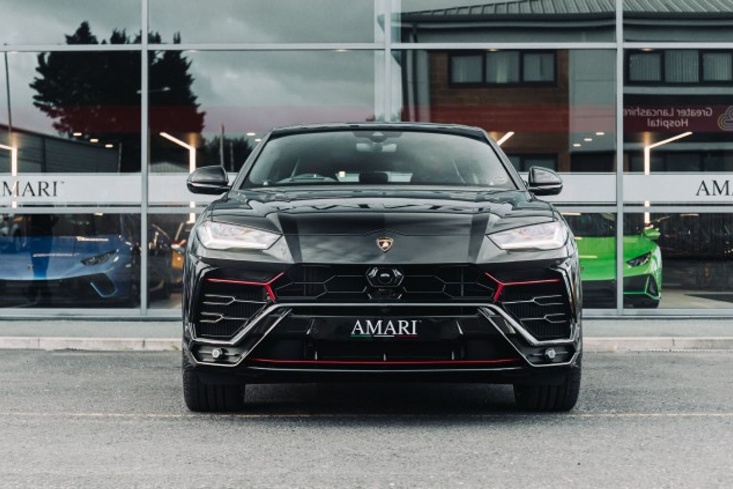 LAMBORGHINI URUS ESTATE 4.0 V8 5DR AUTOMATIC