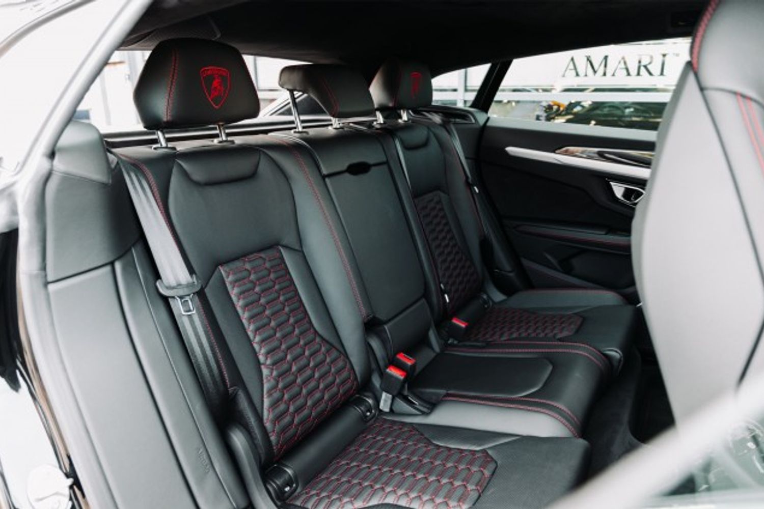 LAMBORGHINI URUS ESTATE 4.0 V8 5DR AUTOMATIC