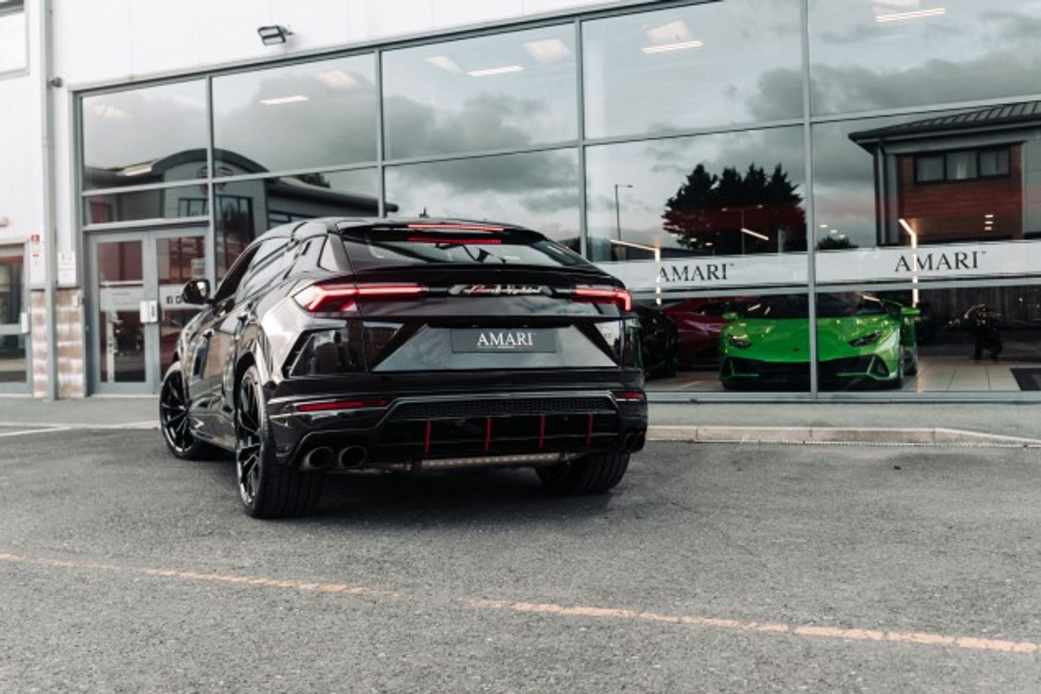 LAMBORGHINI URUS ESTATE 4.0 V8 5DR AUTOMATIC