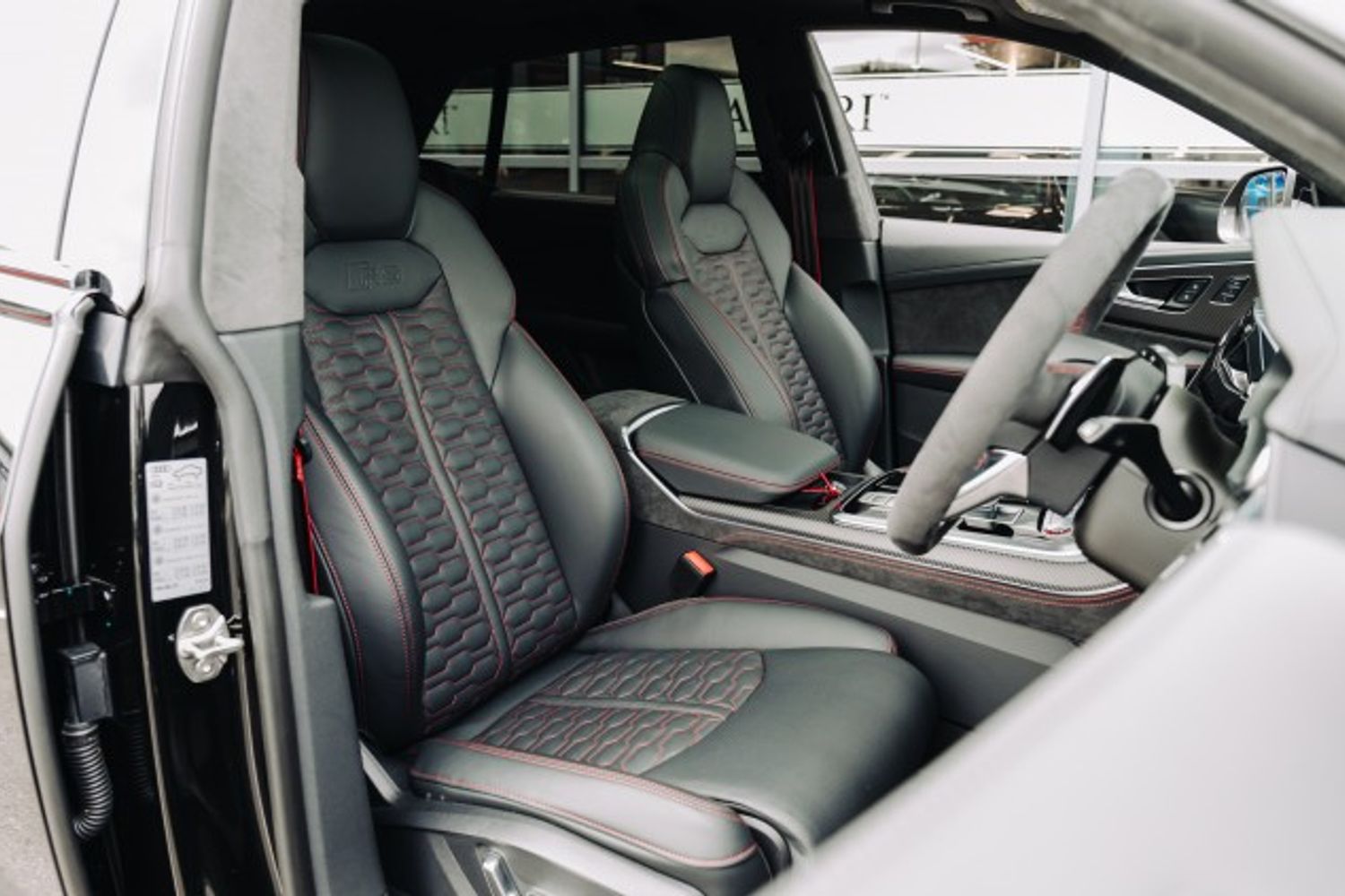 AUDI Q8 RS TFSI QUATTRO VORSPRUNG ESTATE 4.0 RS TFSI QUATTRO VORSPRUNG 5DR AUTOMATIC