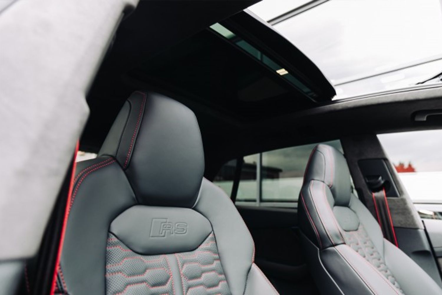 AUDI Q8 RS TFSI QUATTRO VORSPRUNG ESTATE 4.0 RS TFSI QUATTRO VORSPRUNG 5DR AUTOMATIC