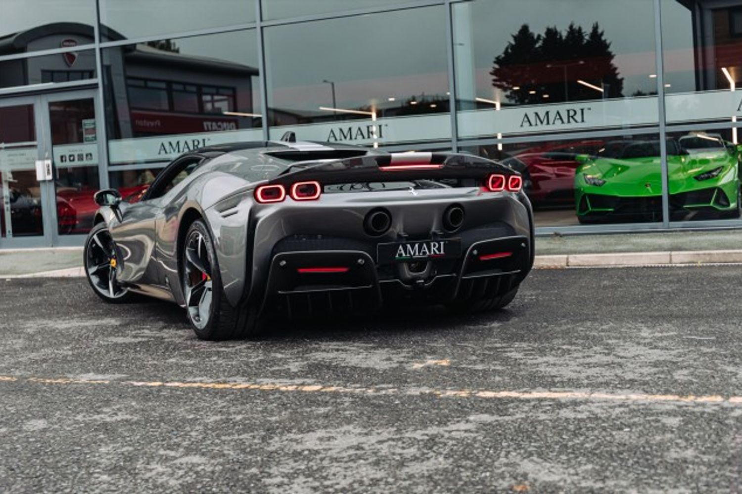 FERRARI SF90 ASSETTO FIORANO HYBRID ELECTRIC COUPE 4.0 ASSETTO FIORANO 2DR SEMI AUTOMATIC