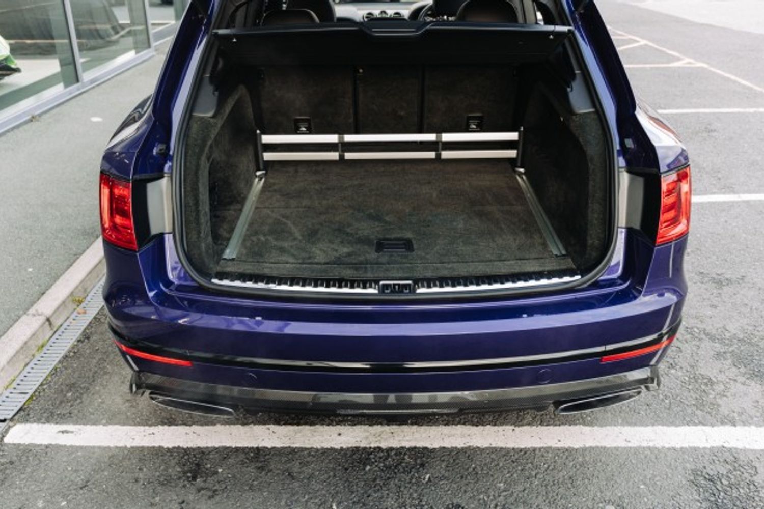 BENTLEY BENTAYGA ESTATE 6.0 W12 5DR AUTOMATIC