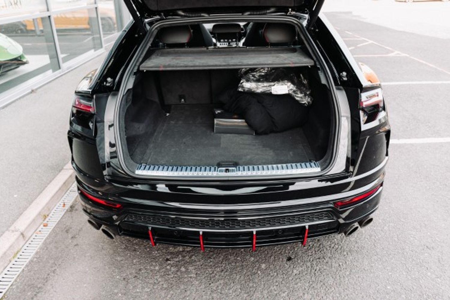 LAMBORGHINI URUS ESTATE 4.0 V8 5DR AUTOMATIC