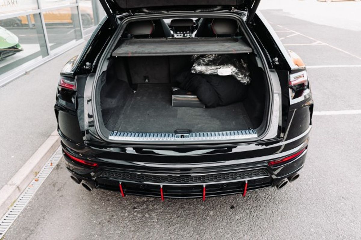 LAMBORGHINI URUS ESTATE 4.0 V8 5DR AUTOMATIC