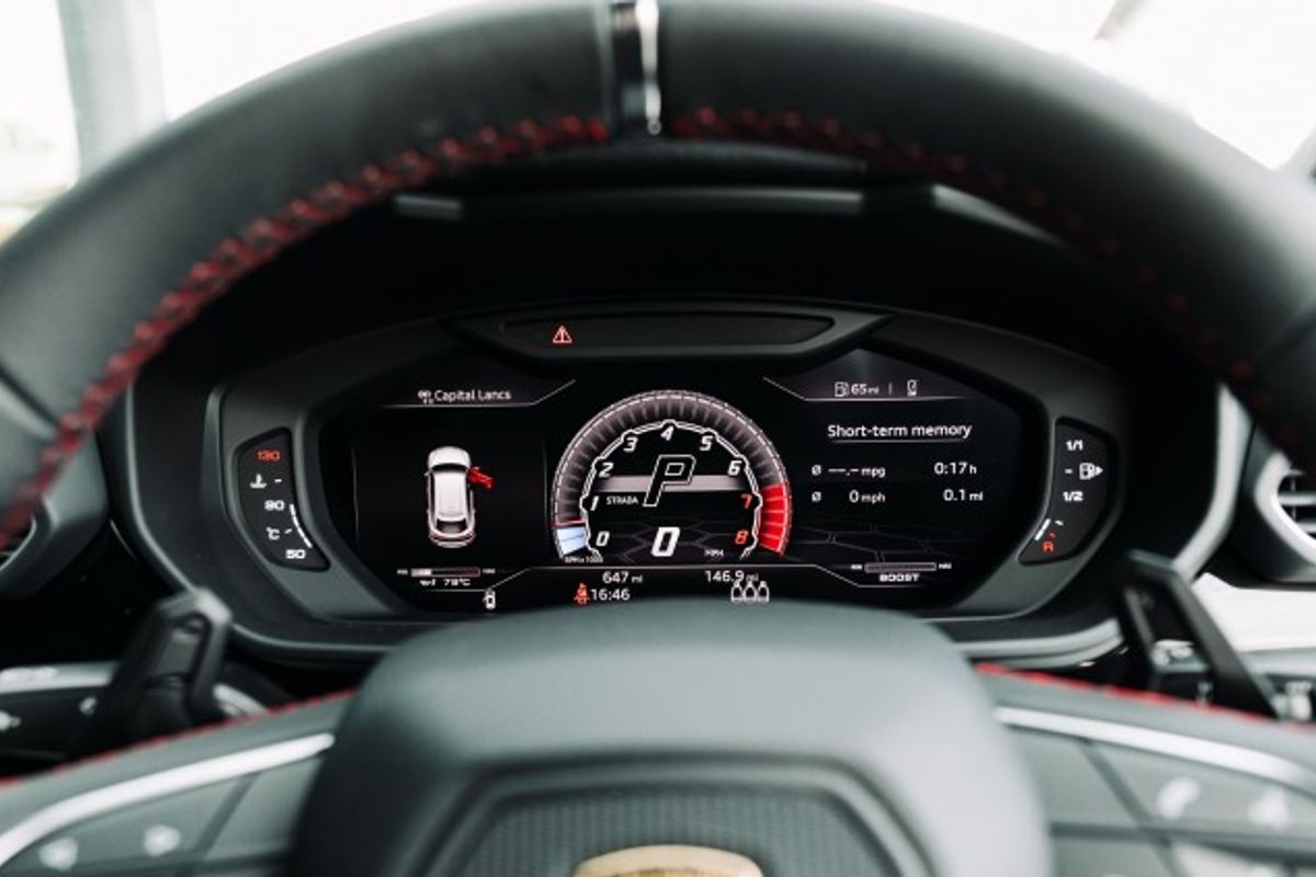 LAMBORGHINI URUS ESTATE 4.0 V8 5DR AUTOMATIC