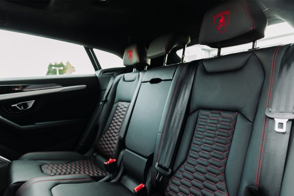 LAMBORGHINI URUS ESTATE 4.0 V8 5DR AUTOMATIC