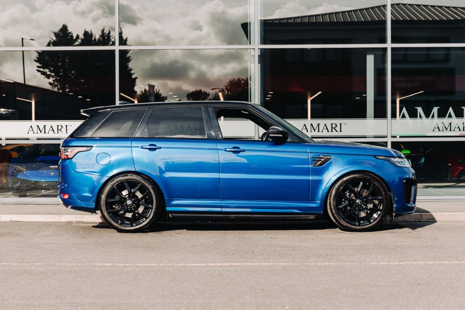 LAND ROVER RANGE ROVER SPORT ESTATE 5.0 SVR 5DR AUTOMATIC