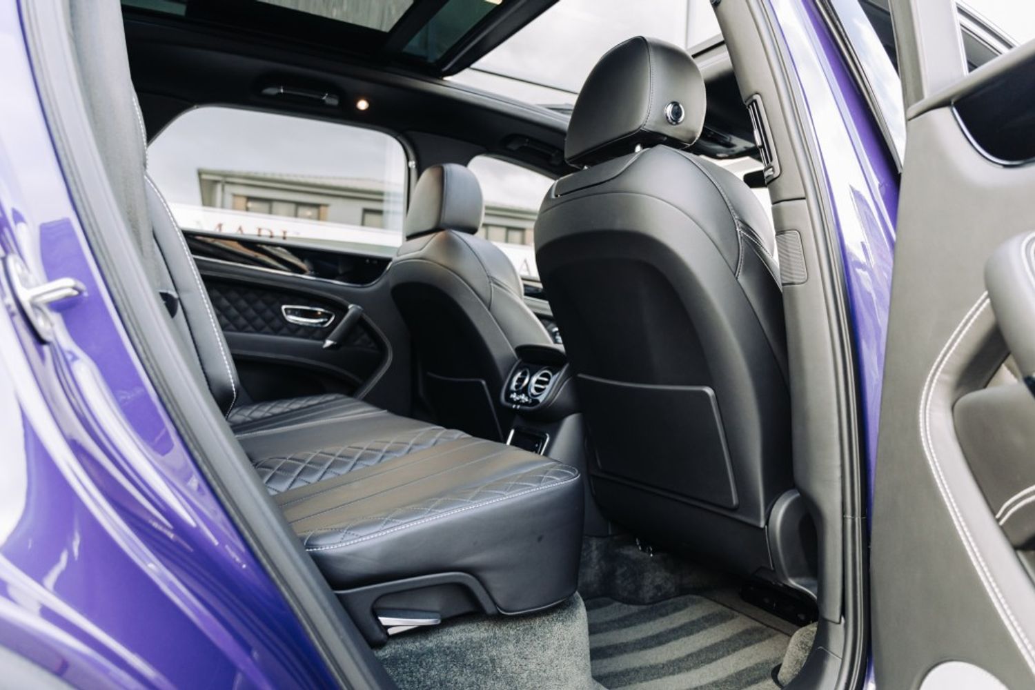 BENTLEY BENTAYGA ESTATE 6.0 W12 5DR AUTOMATIC