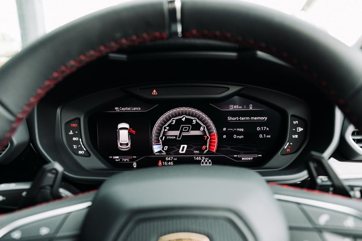 LAMBORGHINI URUS ESTATE 4.0 V8 5DR AUTOMATIC