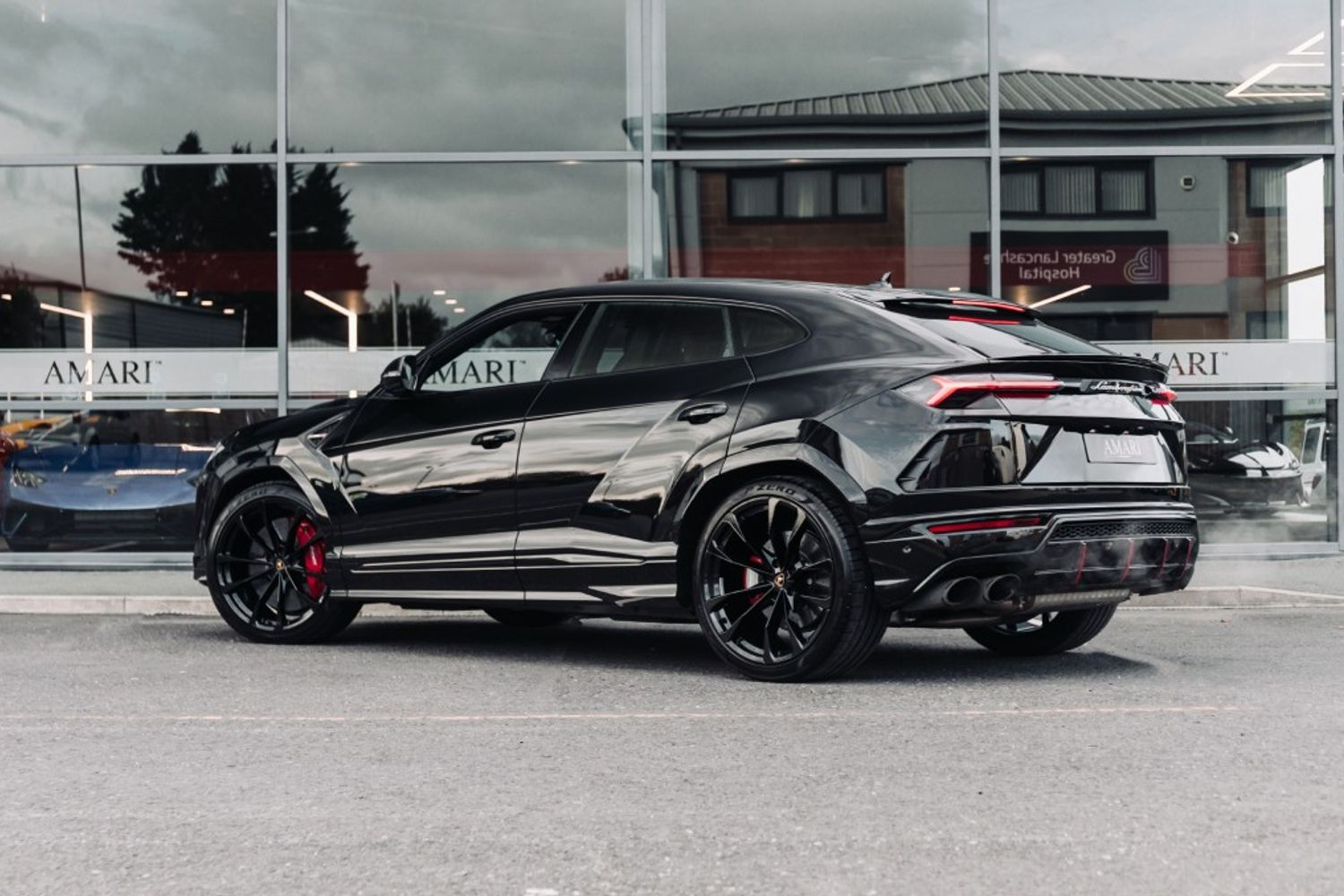 LAMBORGHINI URUS ESTATE 4.0 V8 5DR AUTOMATIC