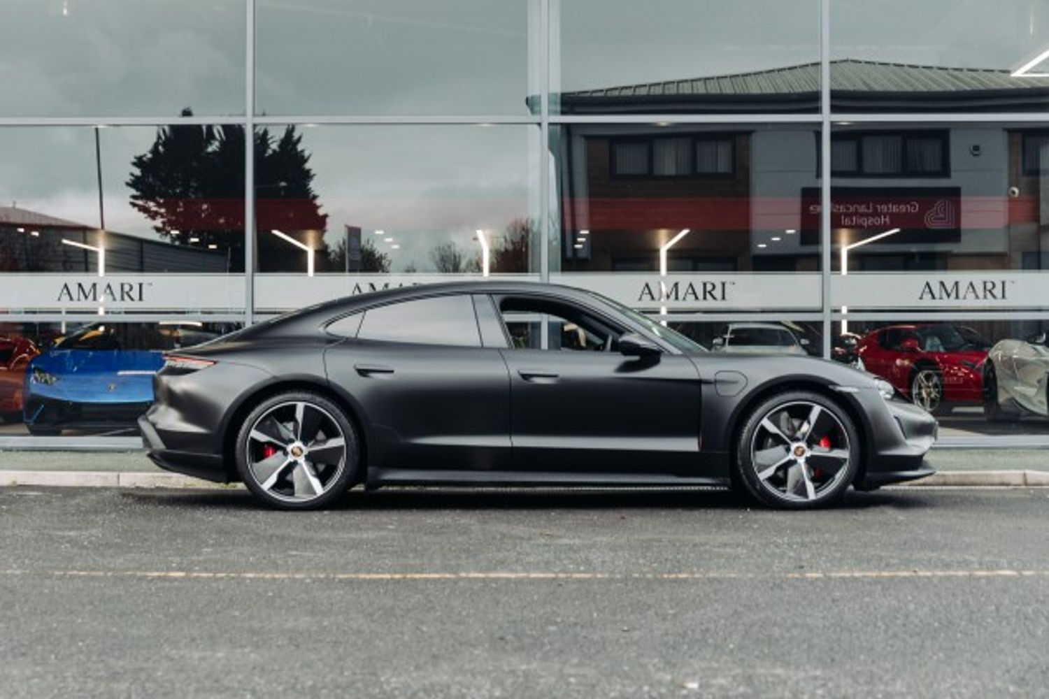 PORSCHE TAYCAN ELECTRIC SALOON 4S (93KWH) 4DR AUTOMATIC