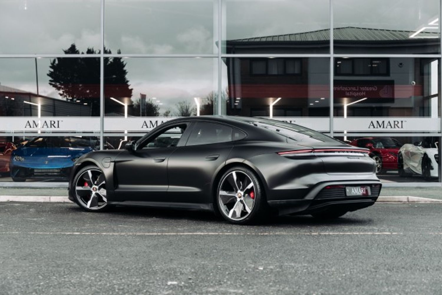 PORSCHE TAYCAN ELECTRIC SALOON 4S (93KWH) 4DR AUTOMATIC