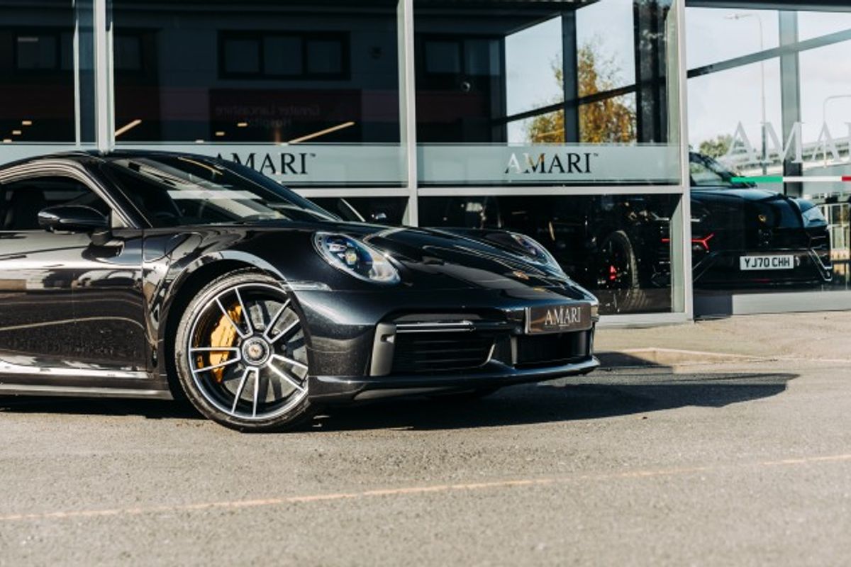 PORSCHE 911 COUPE 3.7 TURBO S PDK 2DR SEMI AUTOMATIC