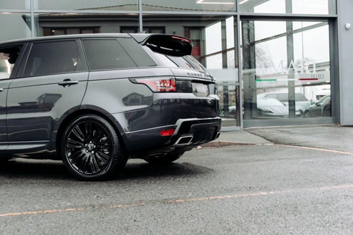 LAND ROVER RANGE ROVER SPORT DIESEL ESTATE 3.0 HSE DYNAMIC BLACK 5DR AUTOMATIC