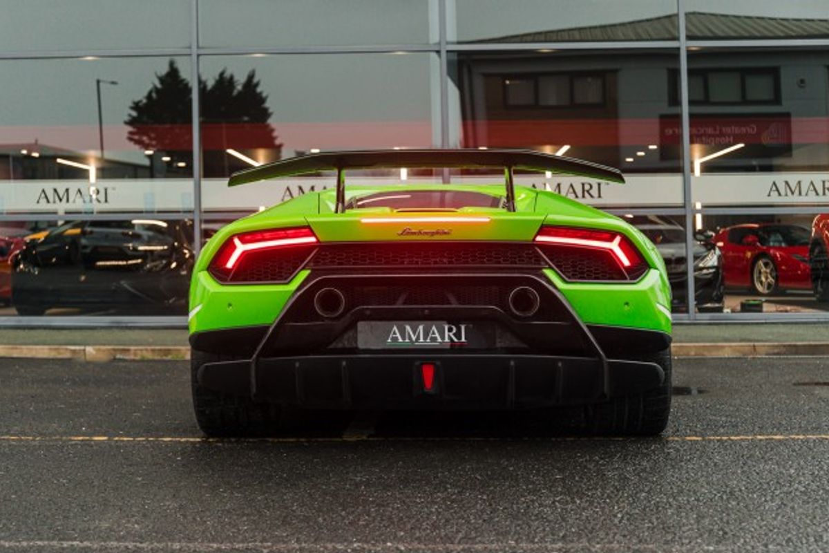 LAMBORGHINI HURACAN LP 640-4 PERFORMANTE COUPE 5.2 LP 640-4 PERFORMANTE 2DR SEMI AUTOMATIC
