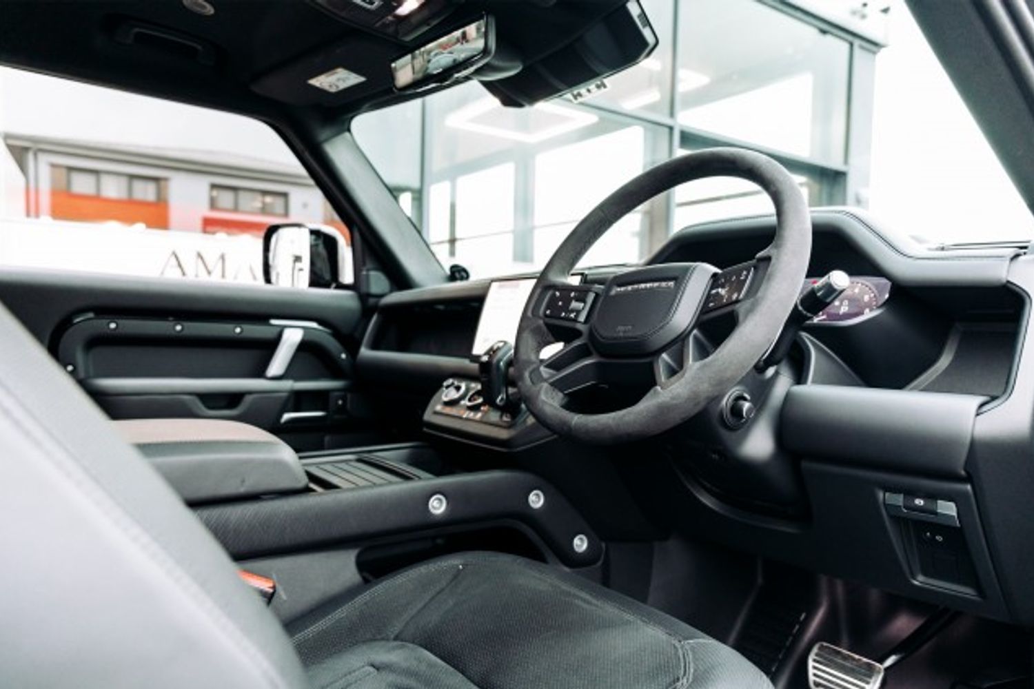LAND ROVER DEFENDER ESTATE 5.0 V8 3DR AUTOMATIC