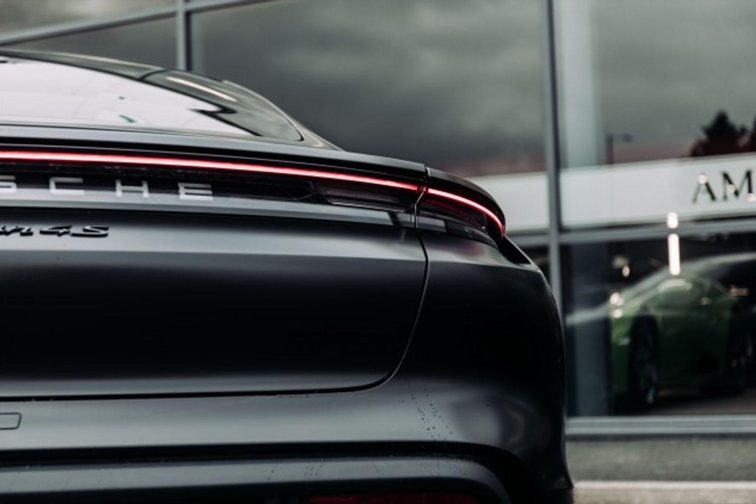 PORSCHE TAYCAN ELECTRIC SALOON 4S (93KWH) 4DR AUTOMATIC