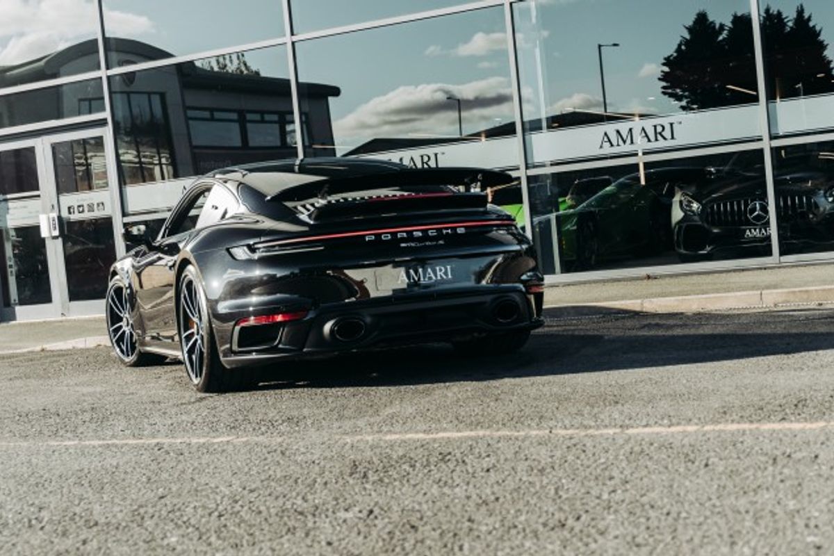 PORSCHE 911 COUPE 3.7 TURBO S PDK 2DR SEMI AUTOMATIC