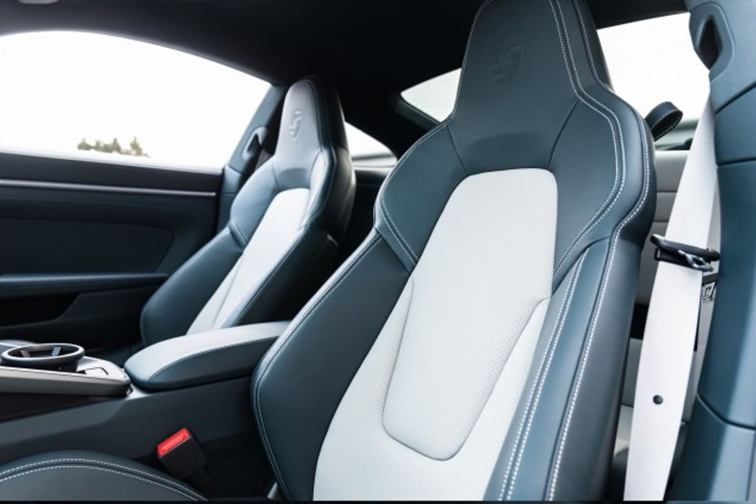 PORSCHE 911 COUPE 3.0 CARRERA PDK 2DR AUTOMATIC