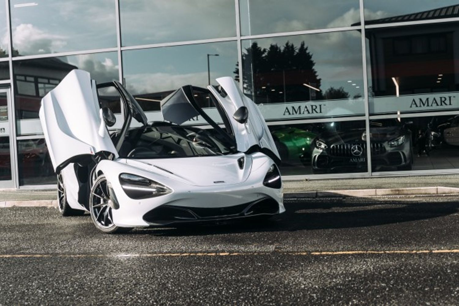 MCLAREN 720S V8 SSG COUPE 4.0 V8 SSG 2DR SEMI AUTOMATIC