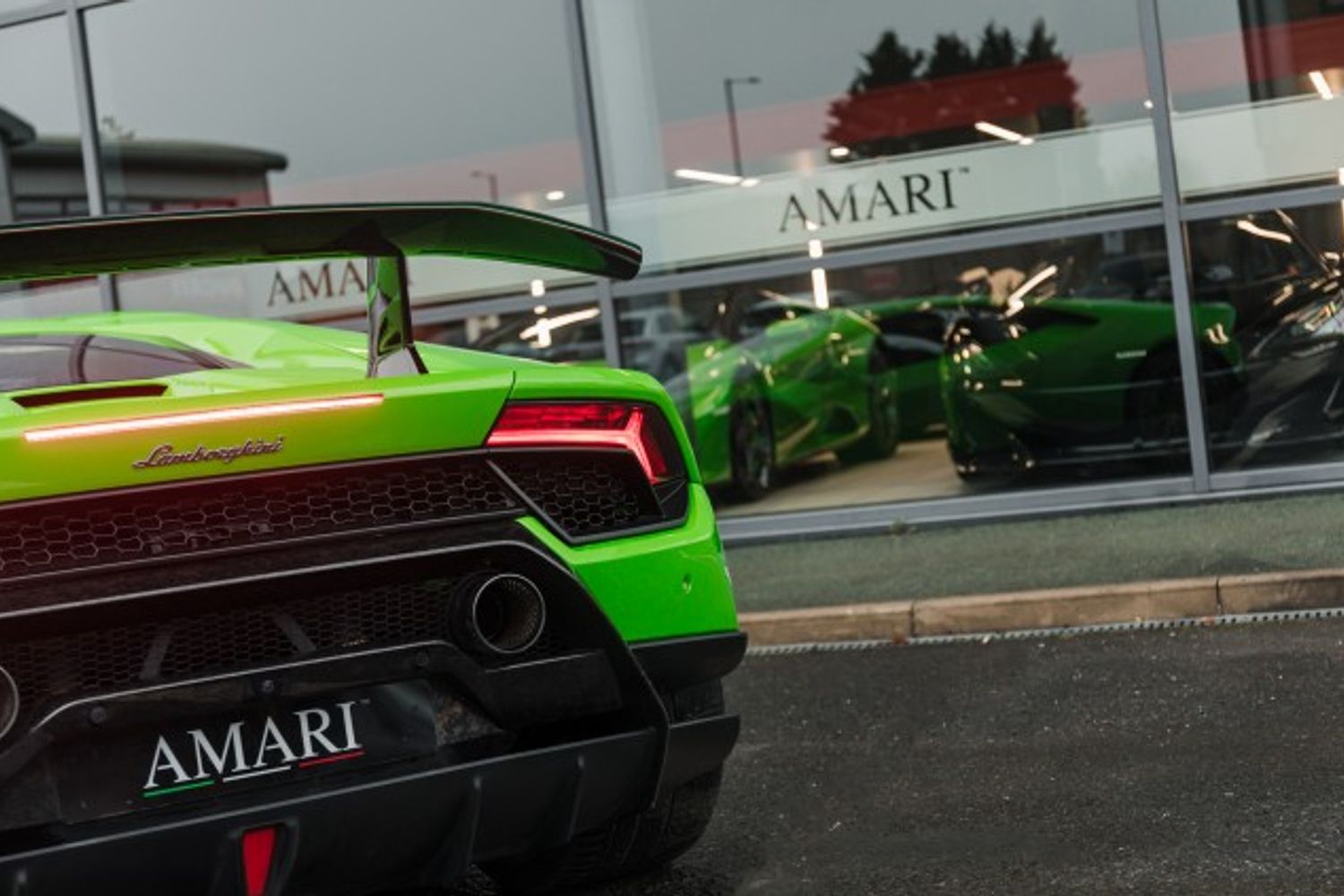 LAMBORGHINI HURACAN LP 640-4 PERFORMANTE COUPE 5.2 LP 640-4 PERFORMANTE 2DR SEMI AUTOMATIC