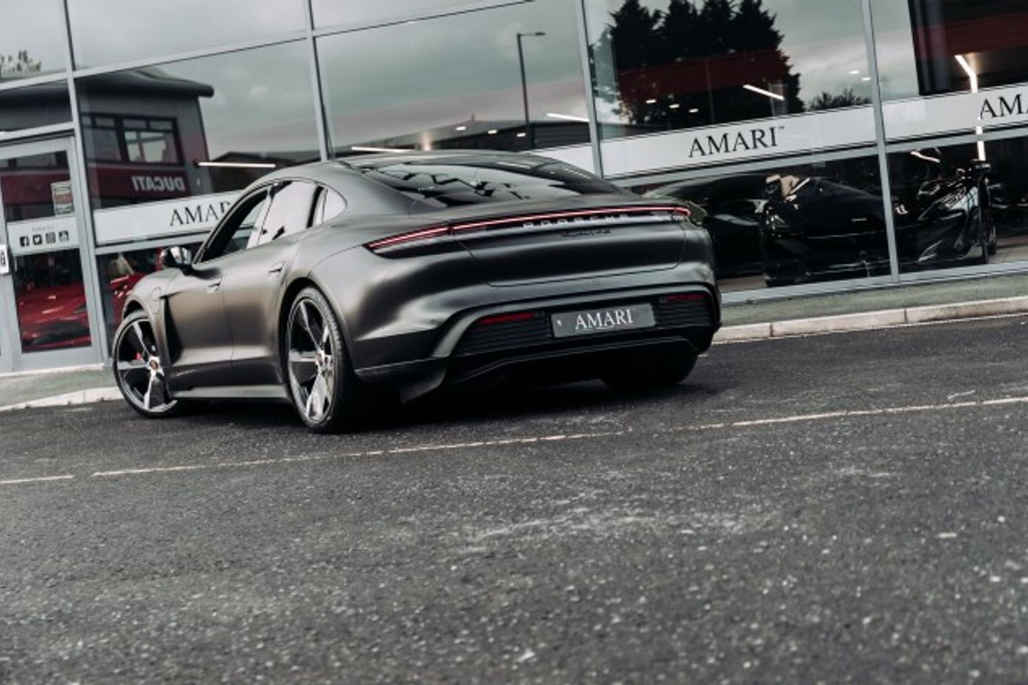 PORSCHE TAYCAN ELECTRIC SALOON 4S (93KWH) 4DR AUTOMATIC