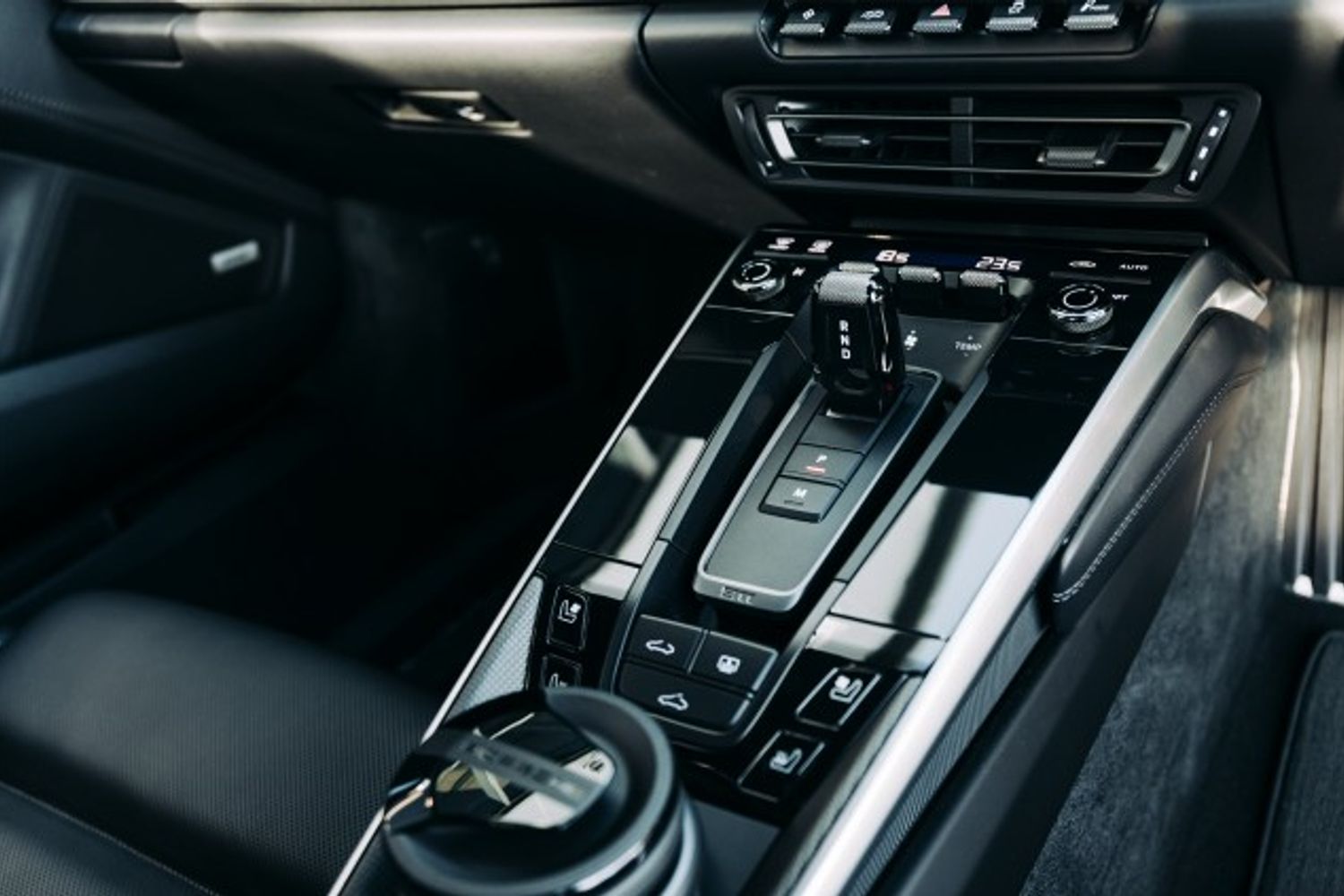 PORSCHE 911 COUPE 3.7 TURBO S PDK 2DR SEMI AUTOMATIC
