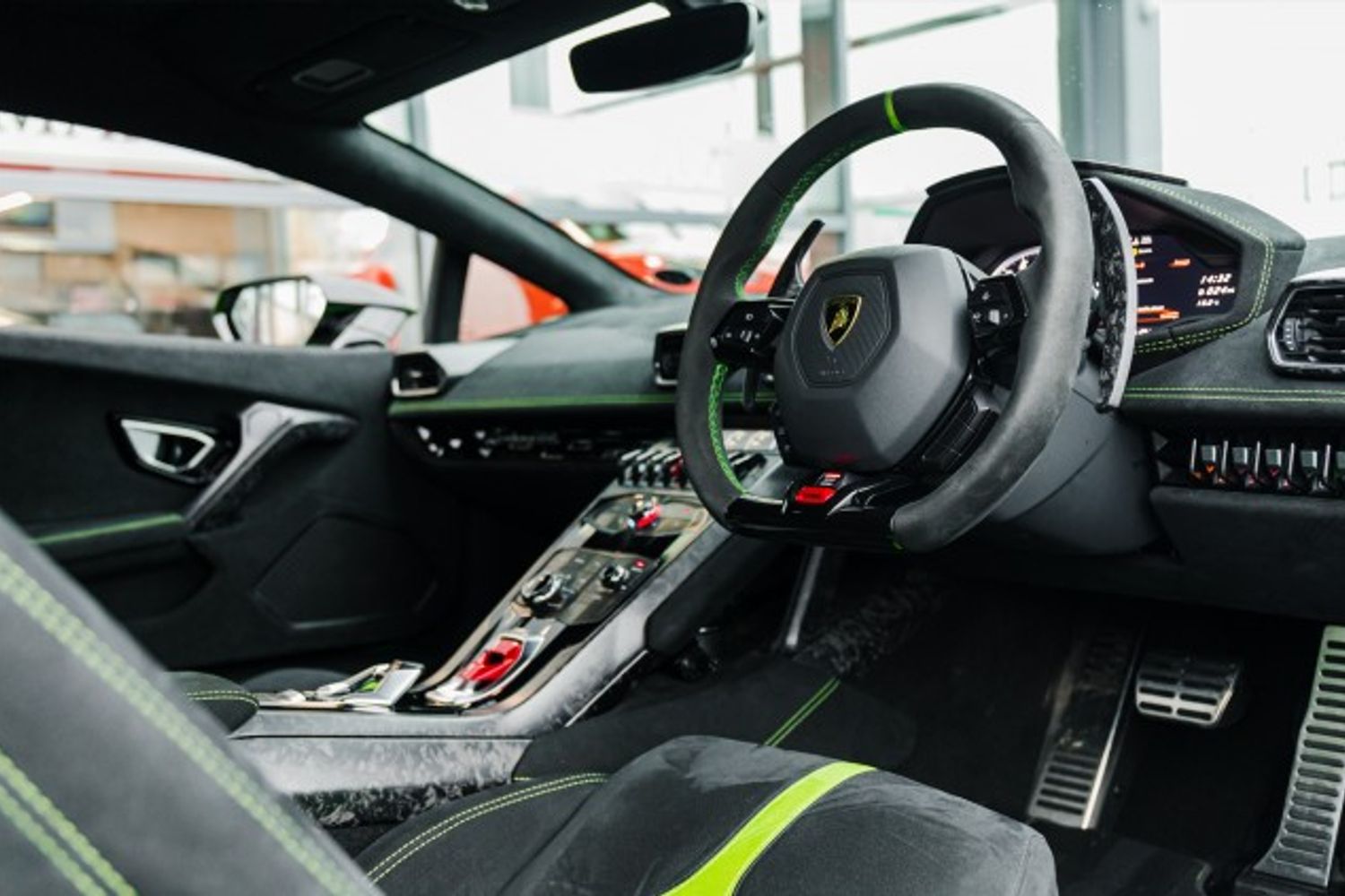 LAMBORGHINI HURACAN LP 640-4 PERFORMANTE COUPE 5.2 LP 640-4 PERFORMANTE 2DR SEMI AUTOMATIC