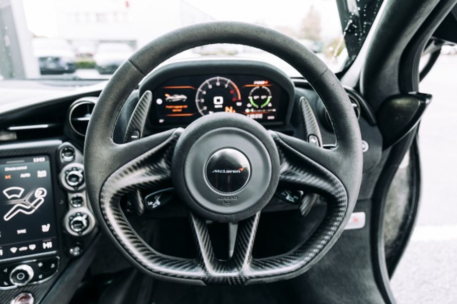 MCLAREN 720S V8 SSG COUPE 4.0 V8 SSG 2DR SEMI AUTOMATIC