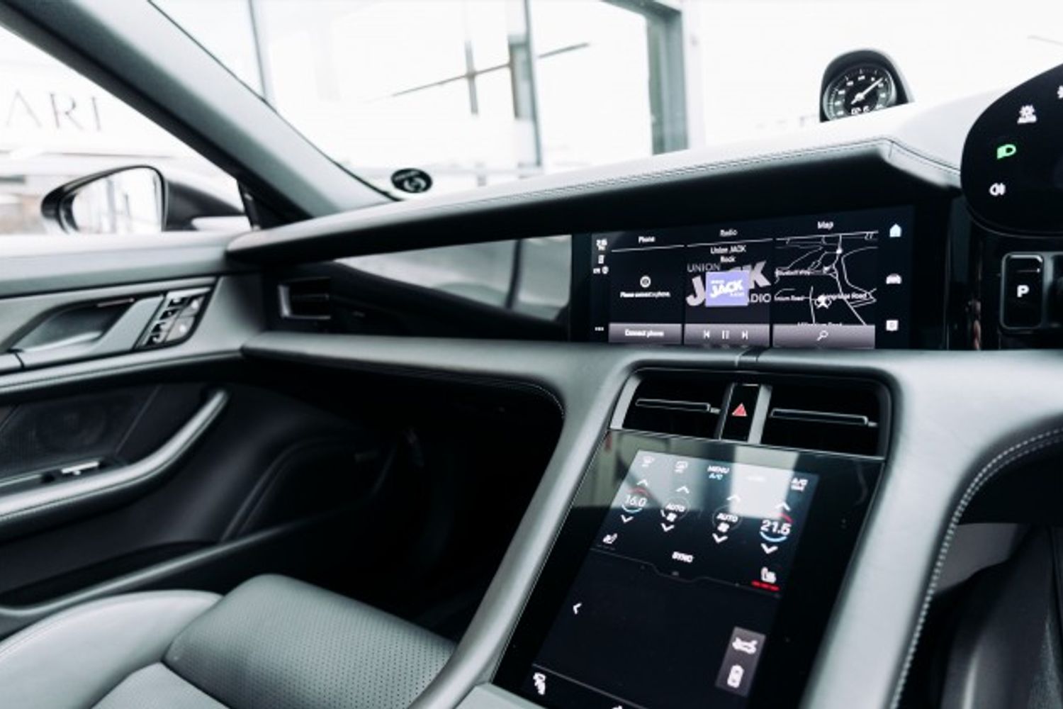 PORSCHE TAYCAN ELECTRIC SALOON 4S (93KWH) 4DR AUTOMATIC