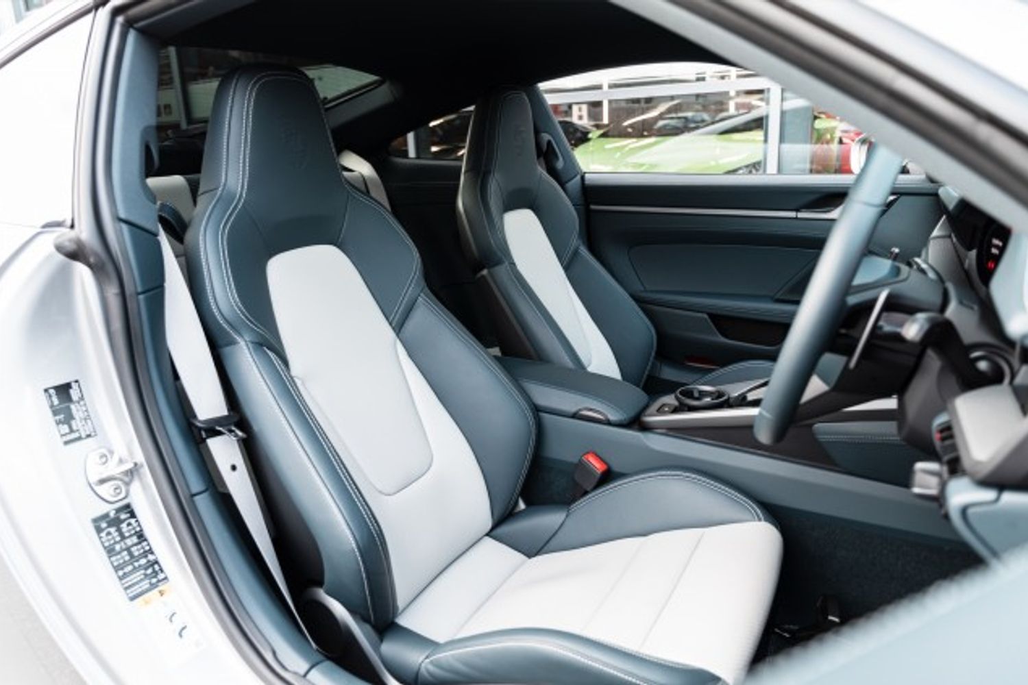 PORSCHE 911 COUPE 3.0 CARRERA PDK 2DR AUTOMATIC