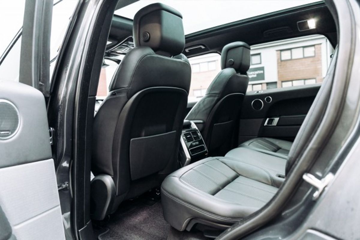 LAND ROVER RANGE ROVER SPORT DIESEL ESTATE 3.0 HSE DYNAMIC BLACK 5DR AUTOMATIC