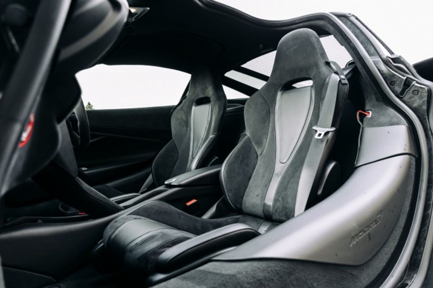 MCLAREN 720S V8 SSG COUPE 4.0 V8 SSG 2DR SEMI AUTOMATIC