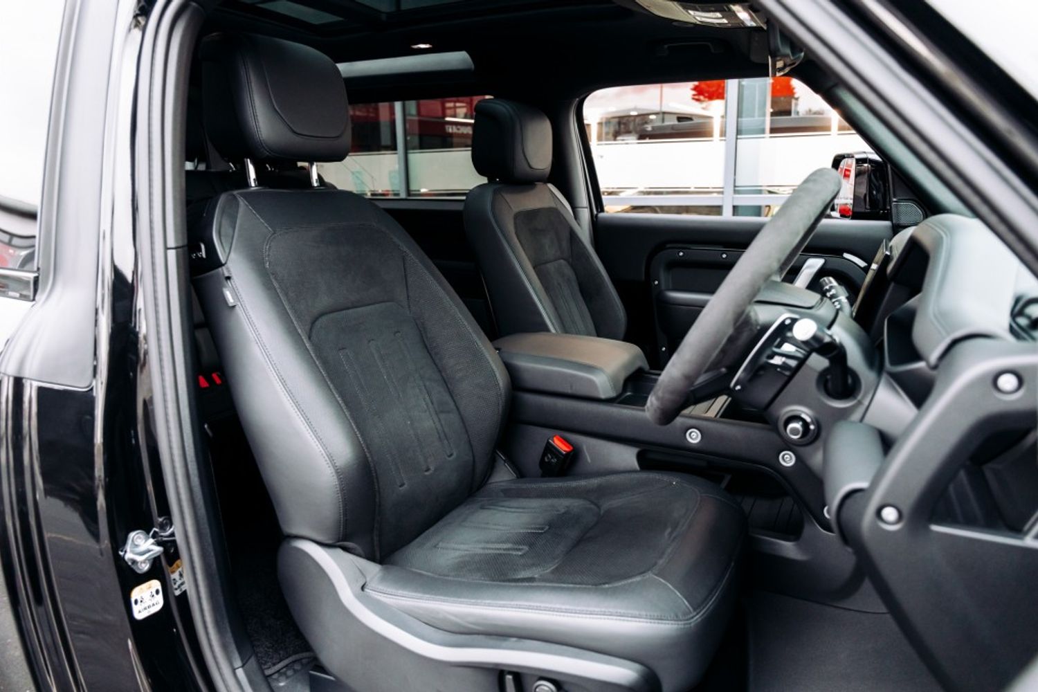 LAND ROVER DEFENDER ESTATE 5.0 V8 3DR AUTOMATIC